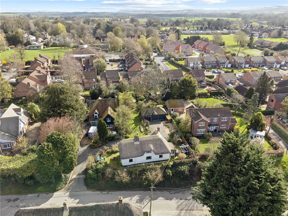 3 bedroom House, High Street, Burbage, SN8 - Sold STC, Image 4