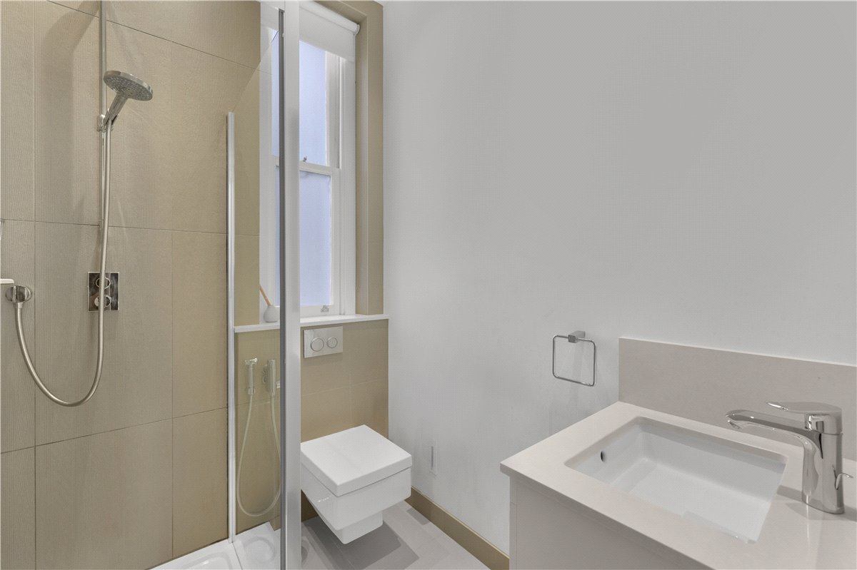4 bedroom Flat, Wynnstay Gardens, Kensington, W8 - Available, Image 10