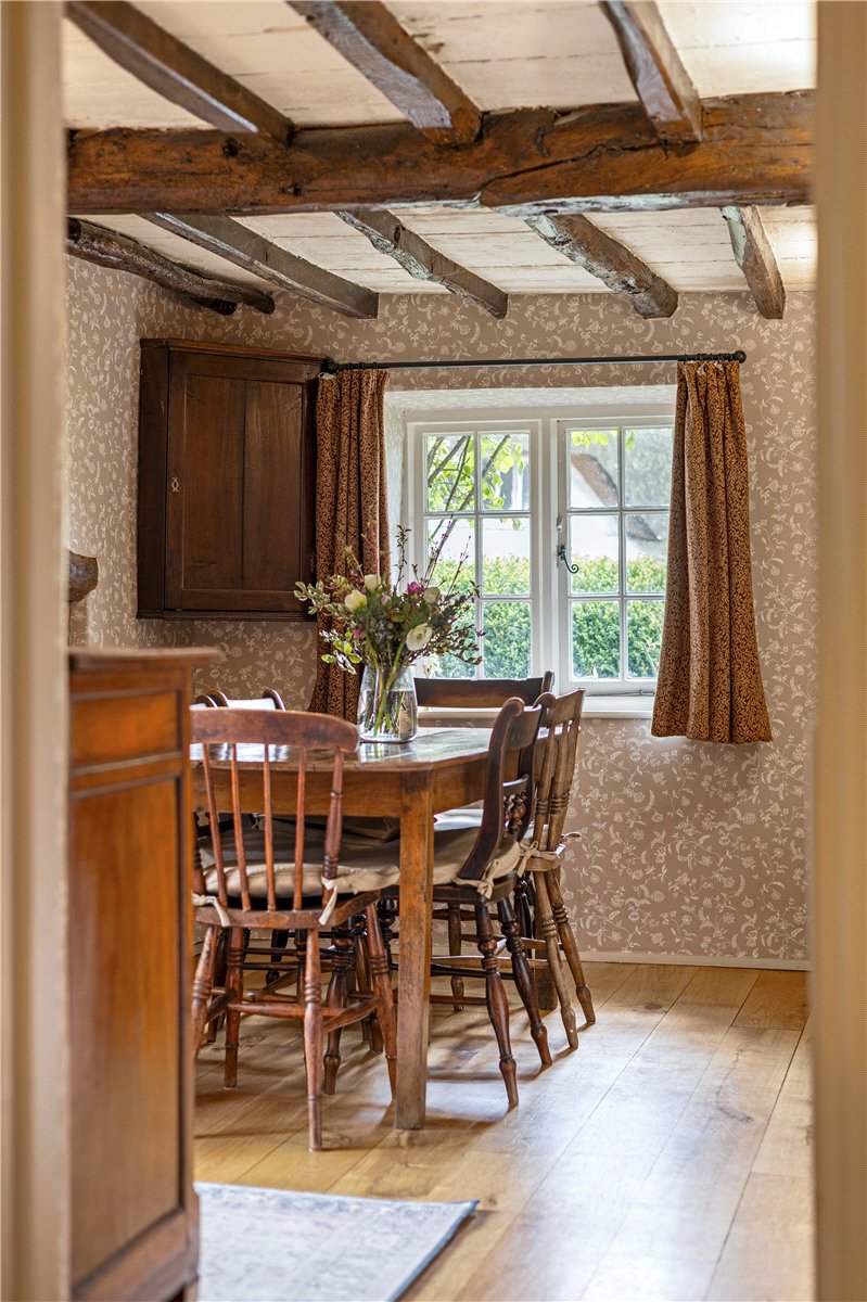 3 bedroom House, The Butts, Aldbourne, SN8 - Available, Image 6