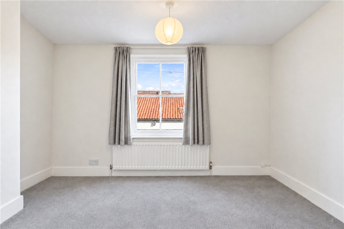 3 bedroom House, Princes Road, Richmond, TW10 - Available, Image 7
