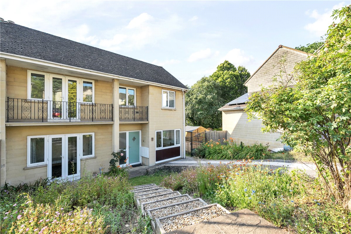 4 bedroom House, Minster Way, Bath, BA2 - Sold