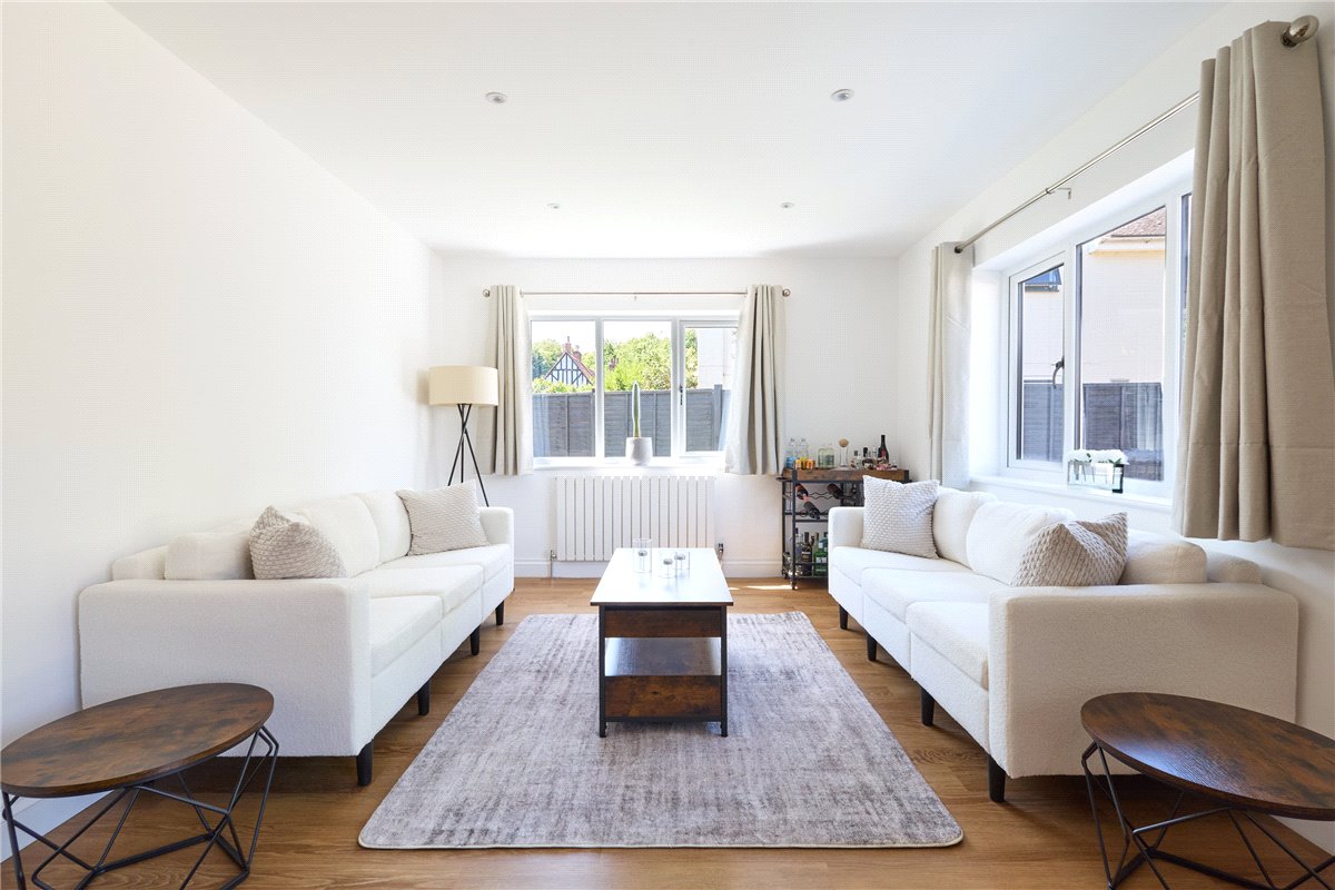 4 bedroom House, Newmarket Road, Kennett, CB8 - Sold, Image 17