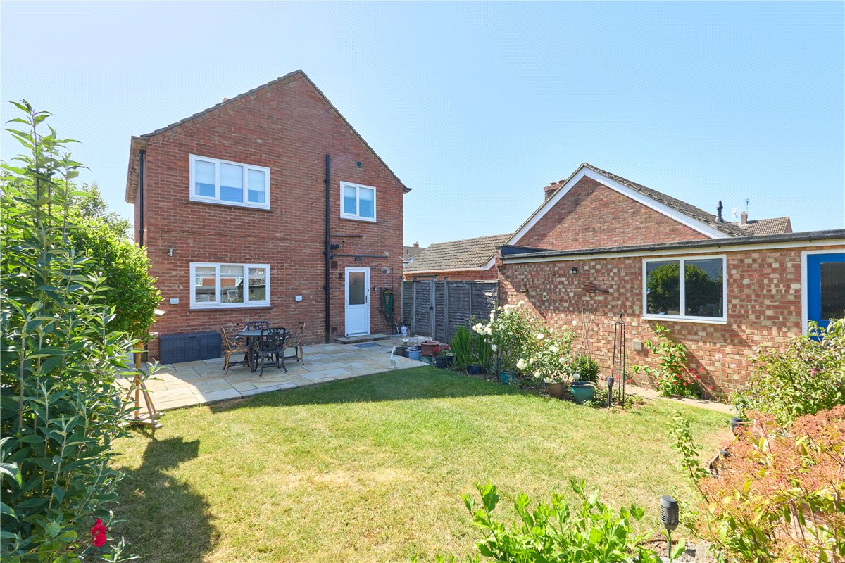 3 bedroom House, Edinburgh Road, Newmarket, CB8 - Available, Image 13