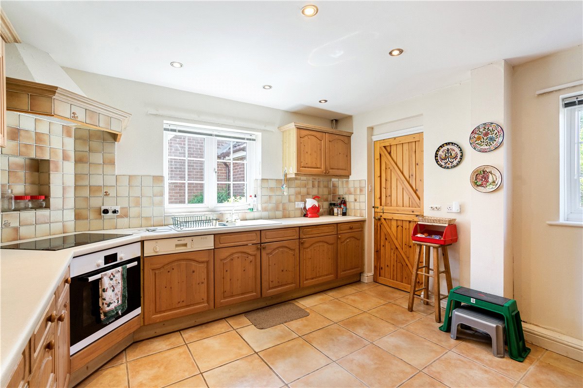 4 bedroom House, West Overton, Marlborough, SN8 - Sold, Image 16