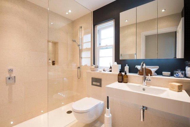 3 bedroom Flat, Allenby House South, Lansdown Road, BA1 - , Image 1