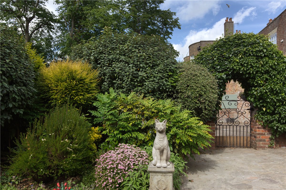 7 bedroom House, Westgate, Bridlington, YO16 - Available, Image 9