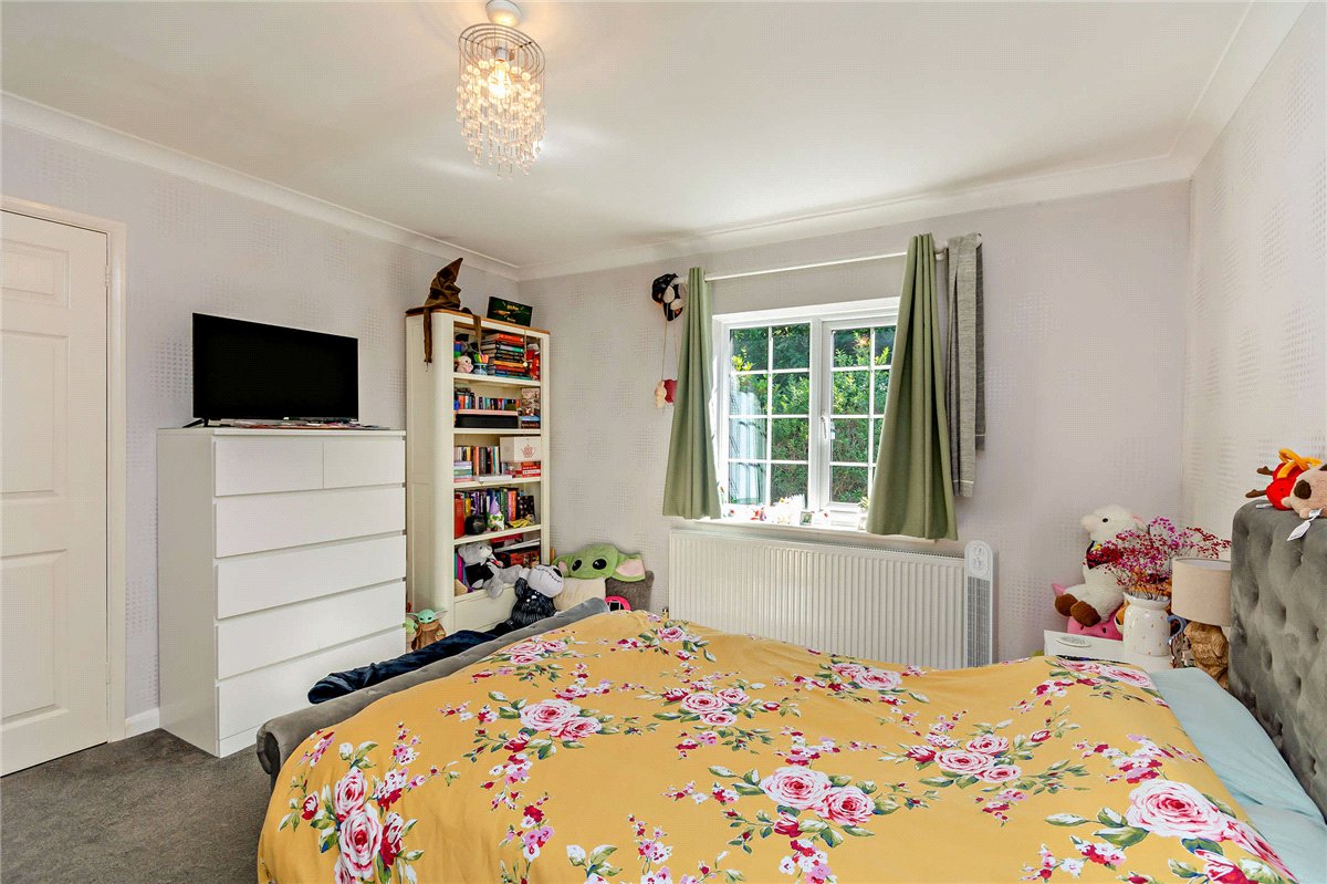 4 bedroom House, Normay Rise, Newbury, RG14 - Available, Image 14