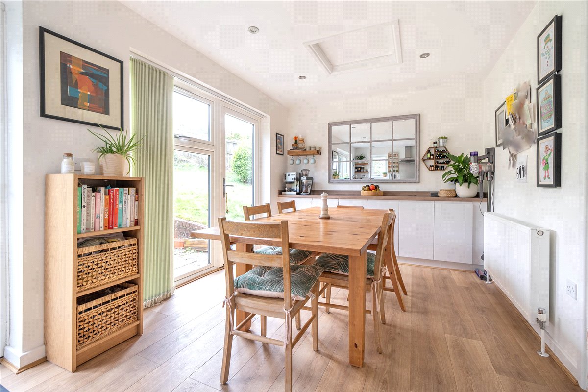 4 bedroom House, Ducks Meadow, Marlborough, SN8 - Available, Image 17