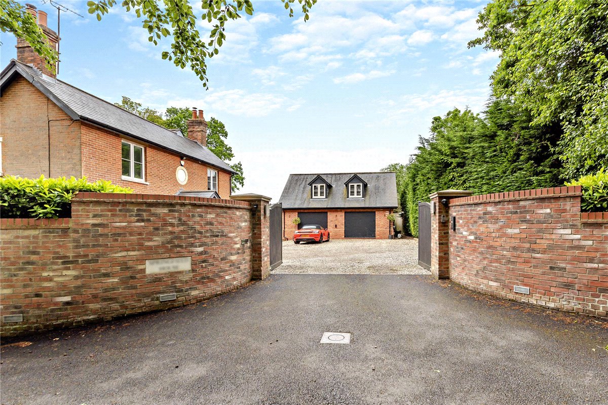 5 bedroom House, Newbury Road, Headley, RG19 - Available, Image 22