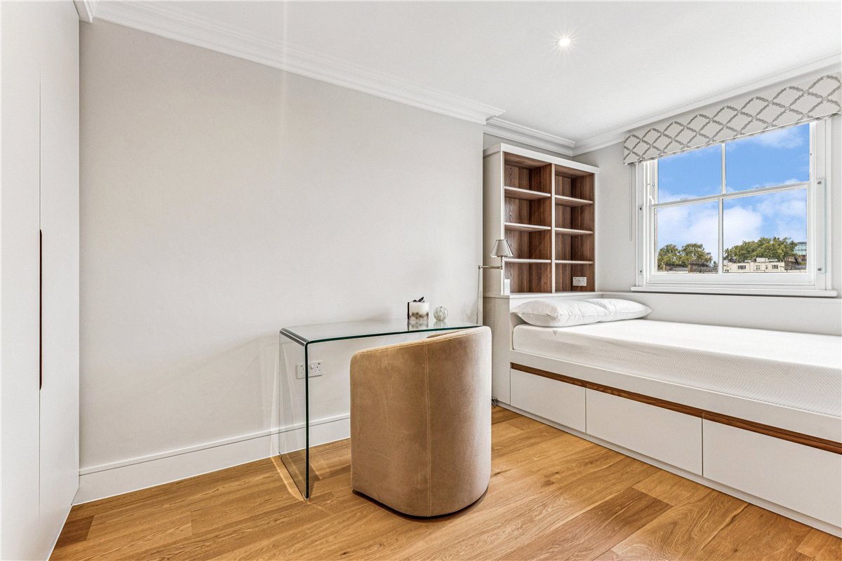 2 bedroom Flat, Warwick Square, London, SW1V - Available, Image 8