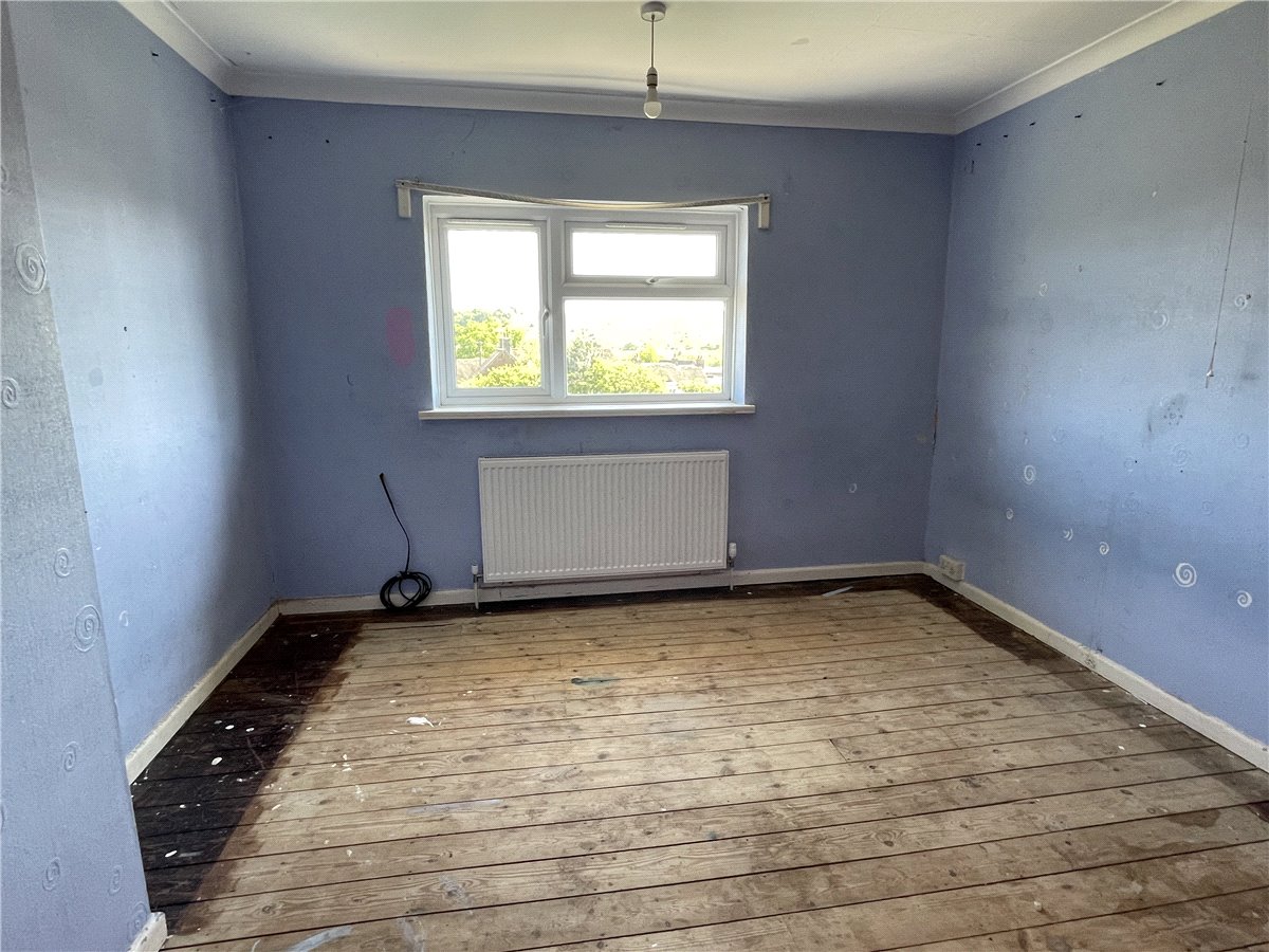 2 bedroom House, Swans Close, Ramsbury, SN8 - Sold, Image 3