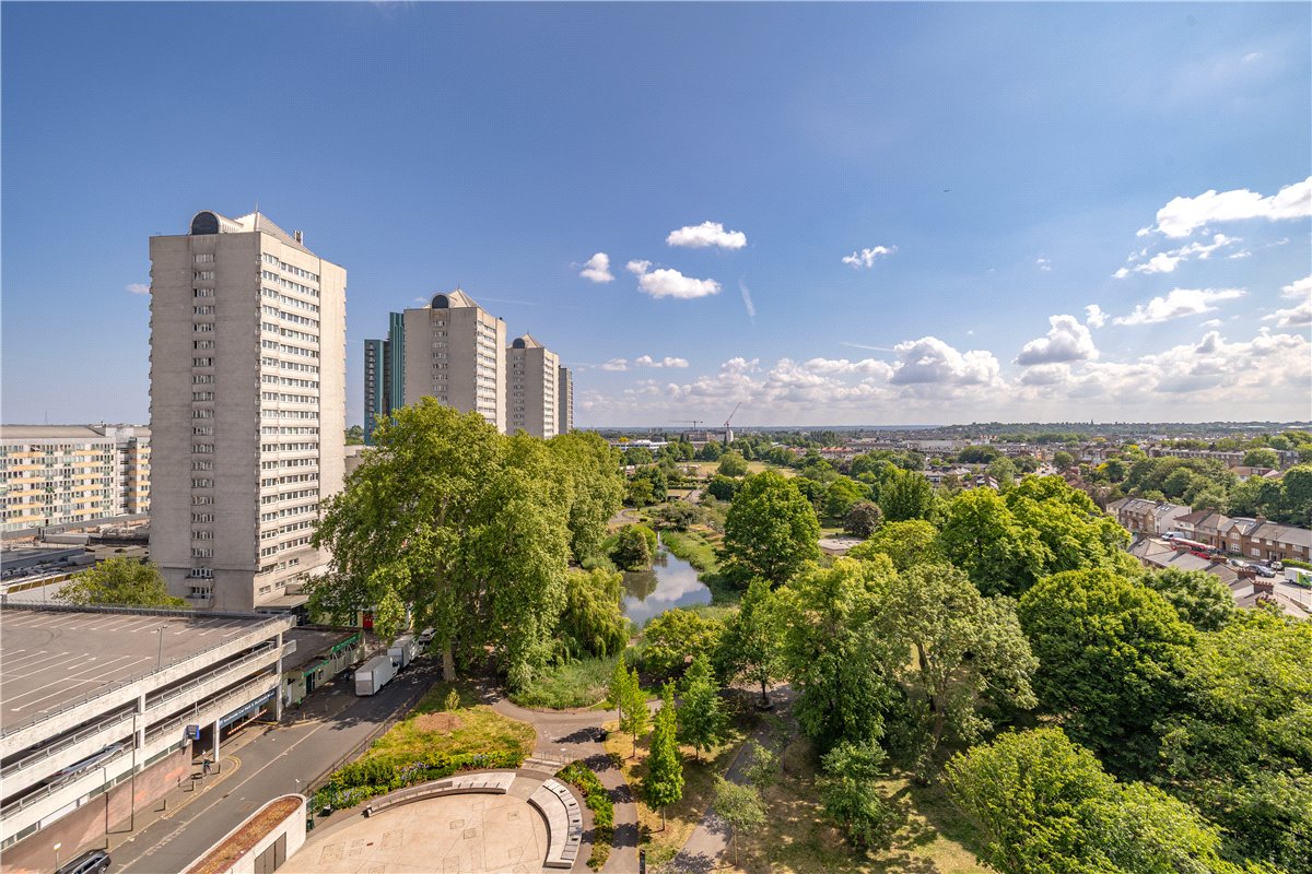 1 bedroom Flat, Buckhold Road, London, SW18 - Available, Image 12