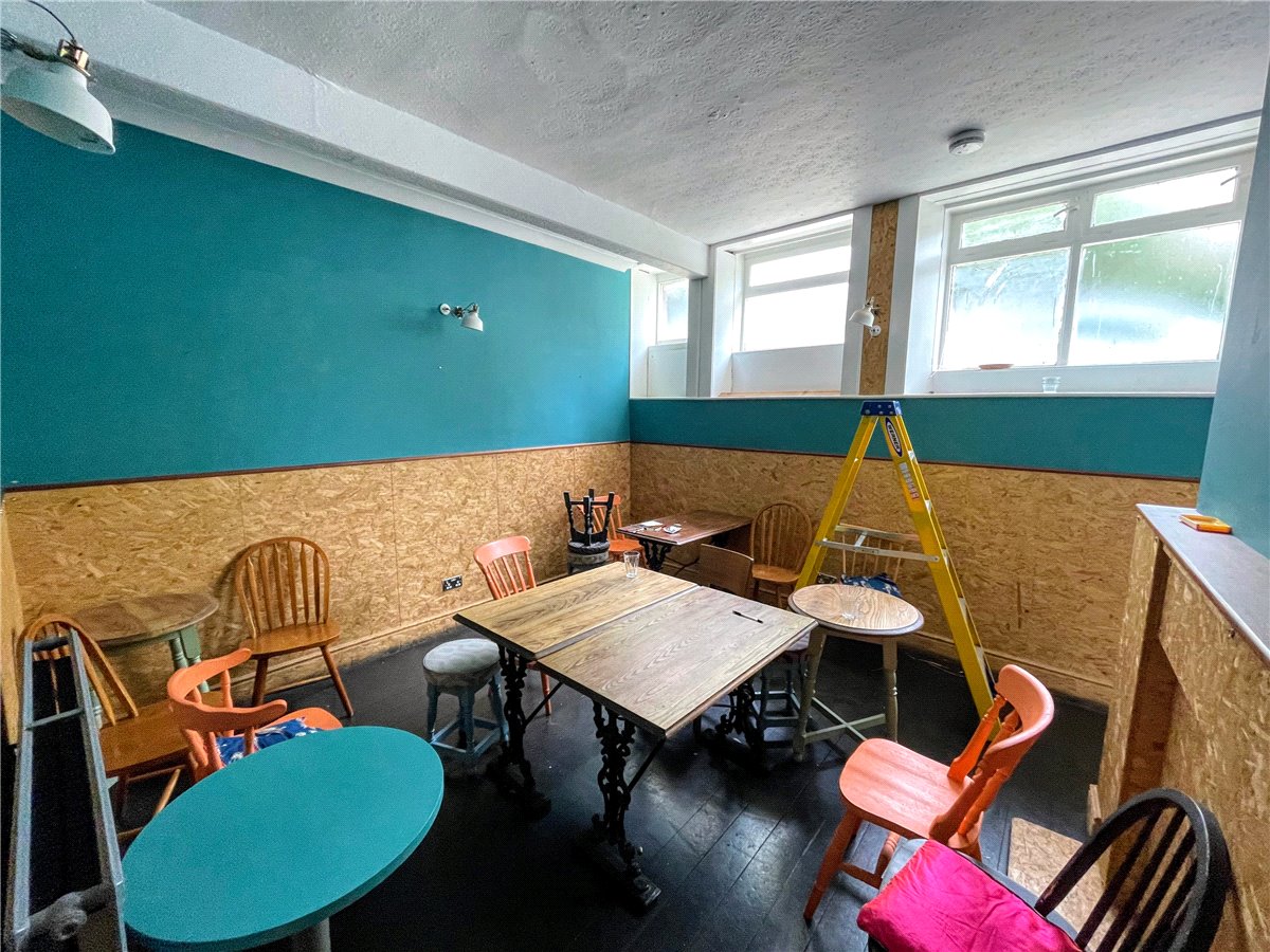 3 bedroom Residential, Piccadilly Place, London Road, BA1 - Sold, Image 3