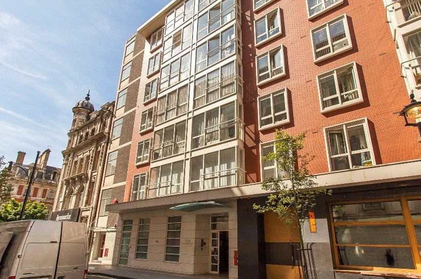 2 bedroom Flat, Barrett Street, Marylebone, W1U - Available
