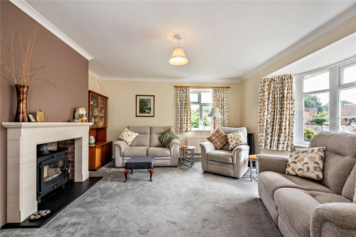 3 bedroom Bungalow, Long Lane, Hermitage, RG18 - Available, Image 7