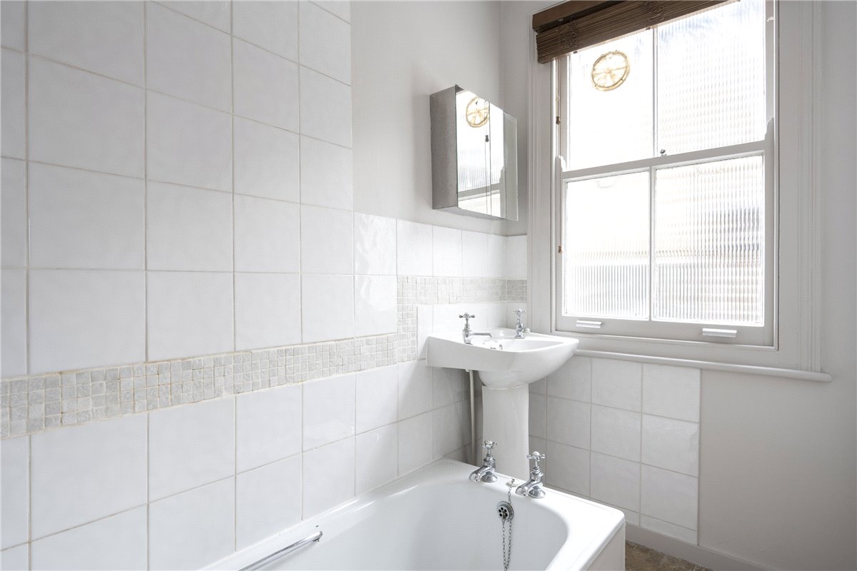 1 bedroom Flat, Beechcroft Road, London, SW17 - Sold, Image 5