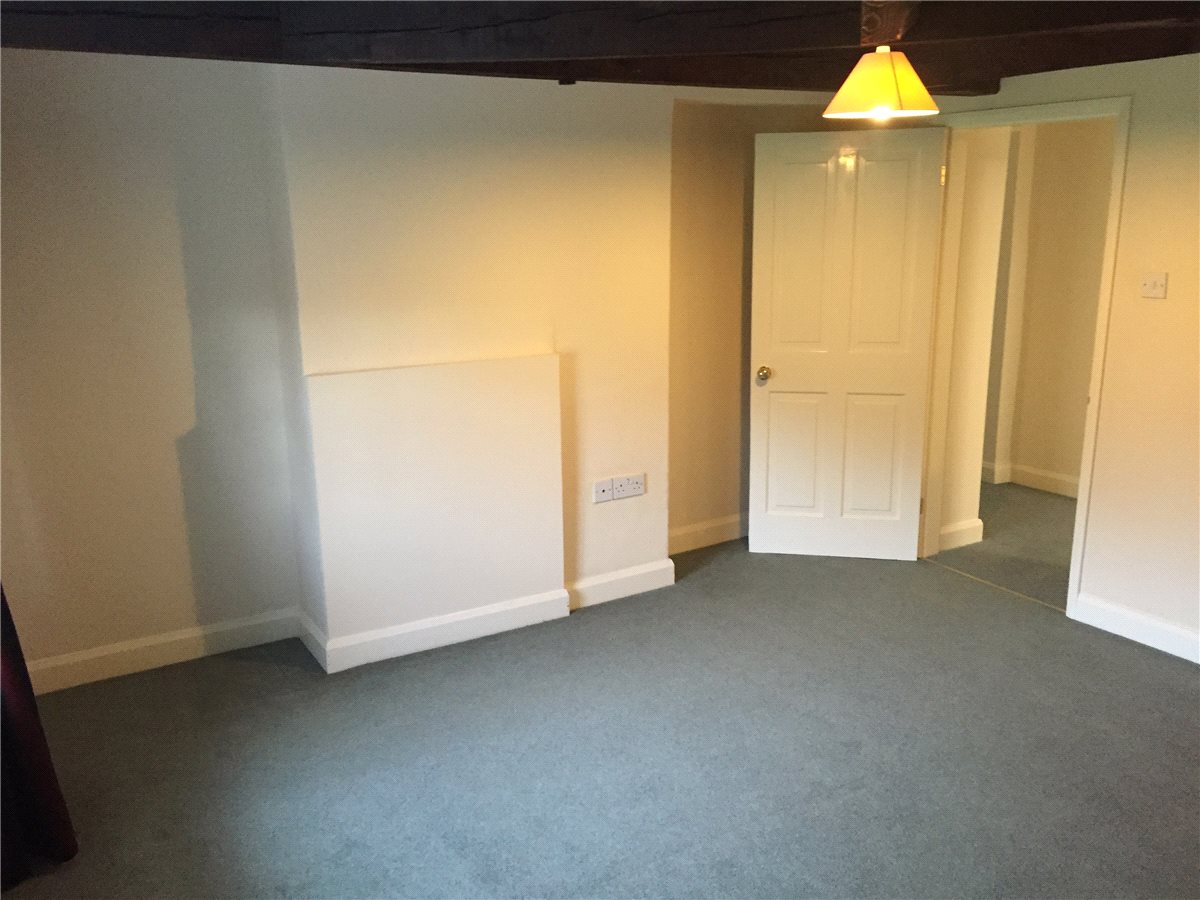 3 bedroom House, The Green, North Deighton, LS22 - , Image 10