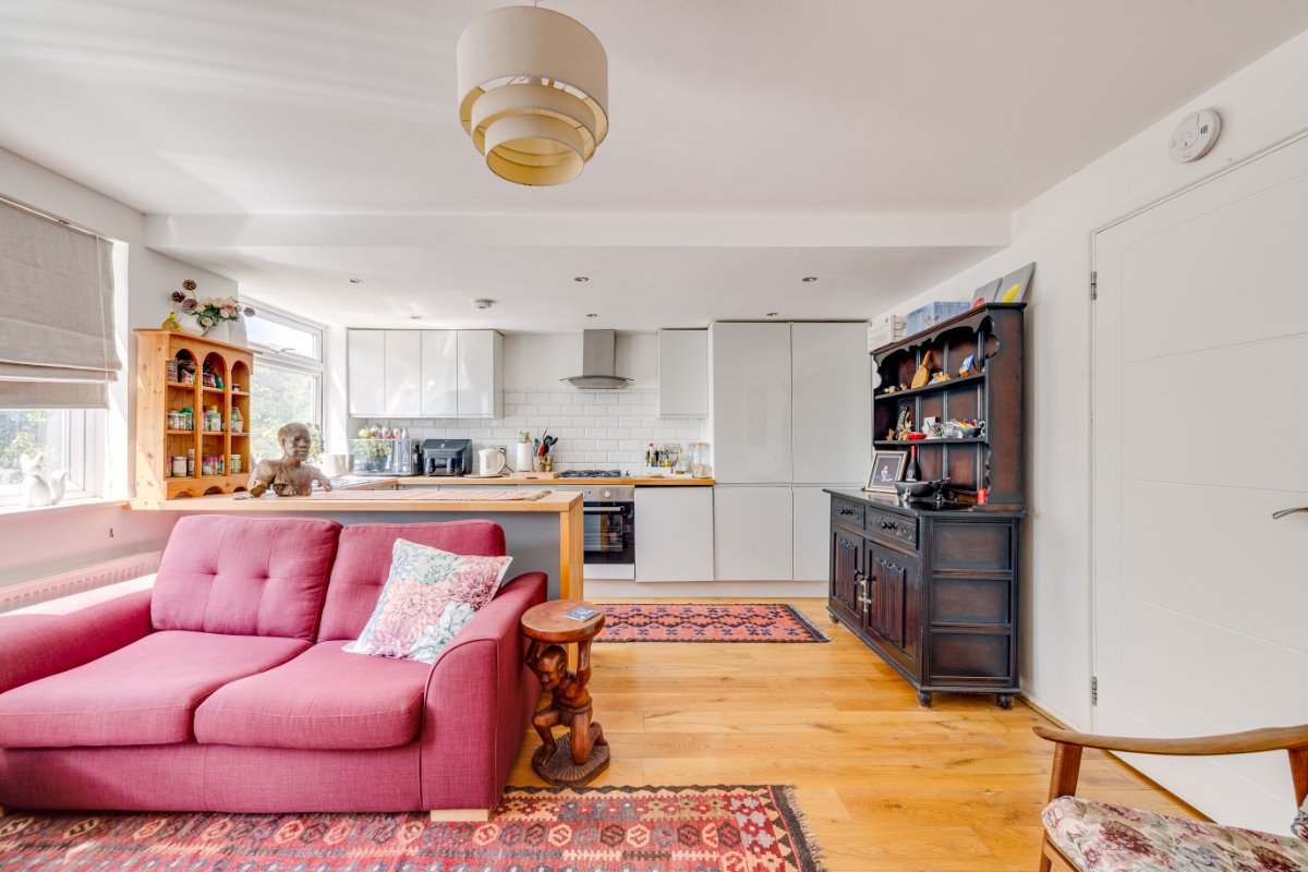 1 bedroom Flat, Harrowdene Gardens, Teddington, TW11 - Available, Image 8