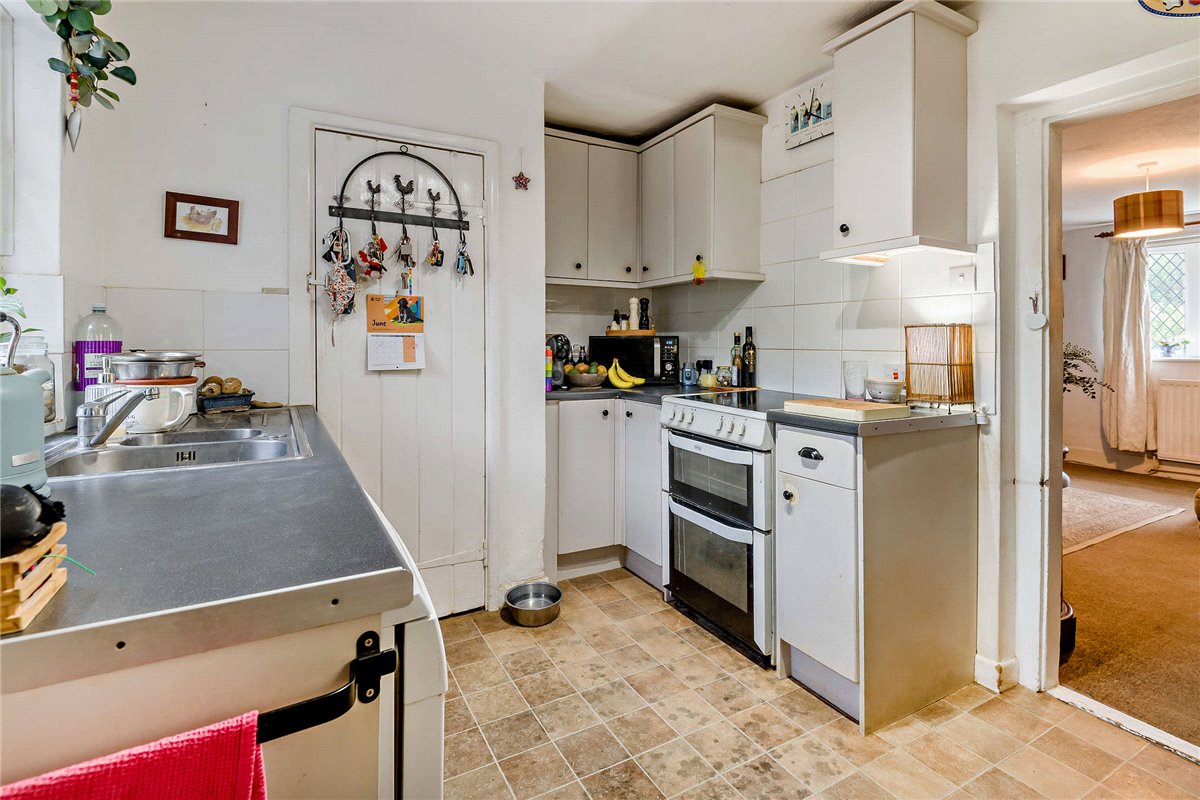 3 bedroom House, Leckhampstead, Newbury, RG20 - Sold, Image 7