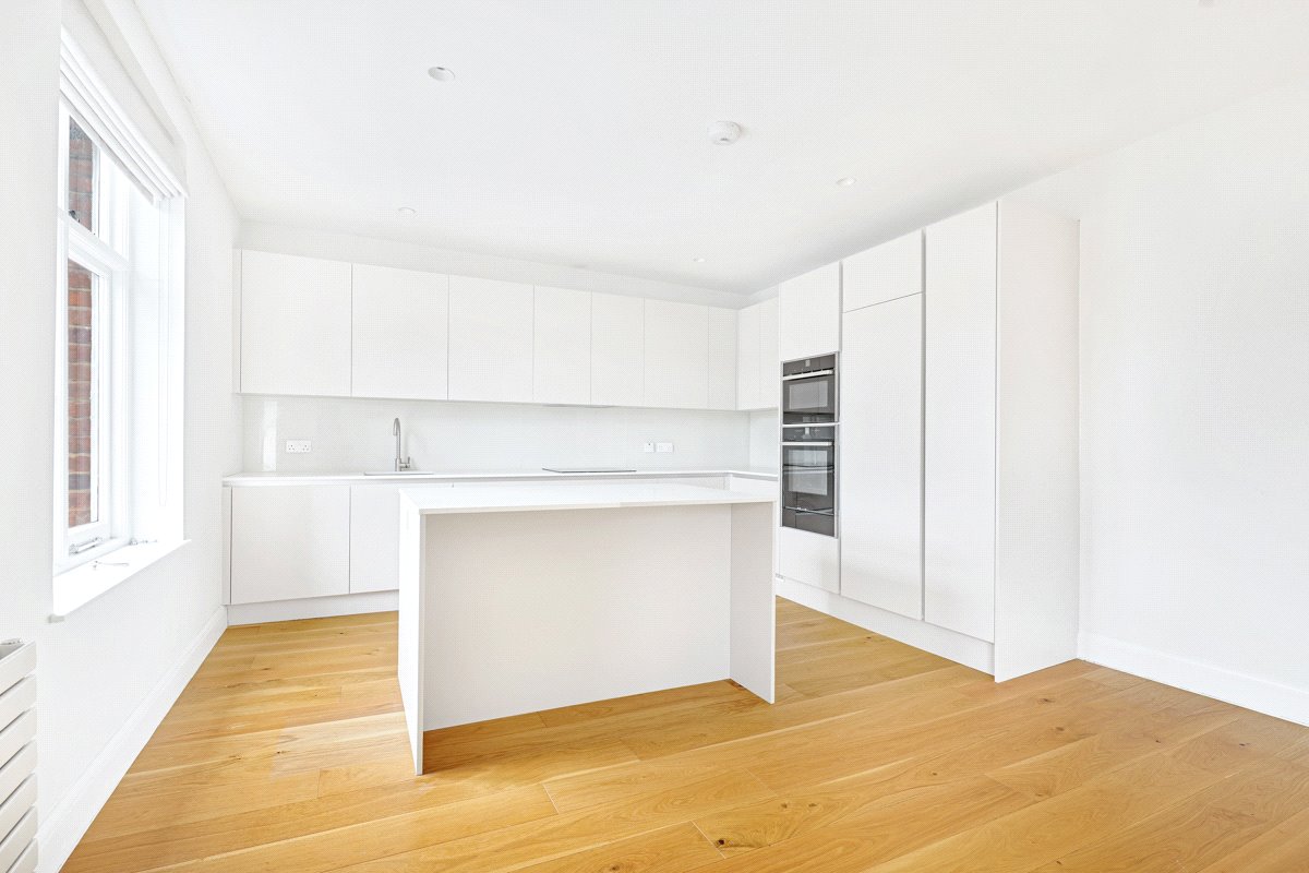 3 bedroom Flat, Holland Park Road, Holland Park, W14 - Let Agreed, Image 1