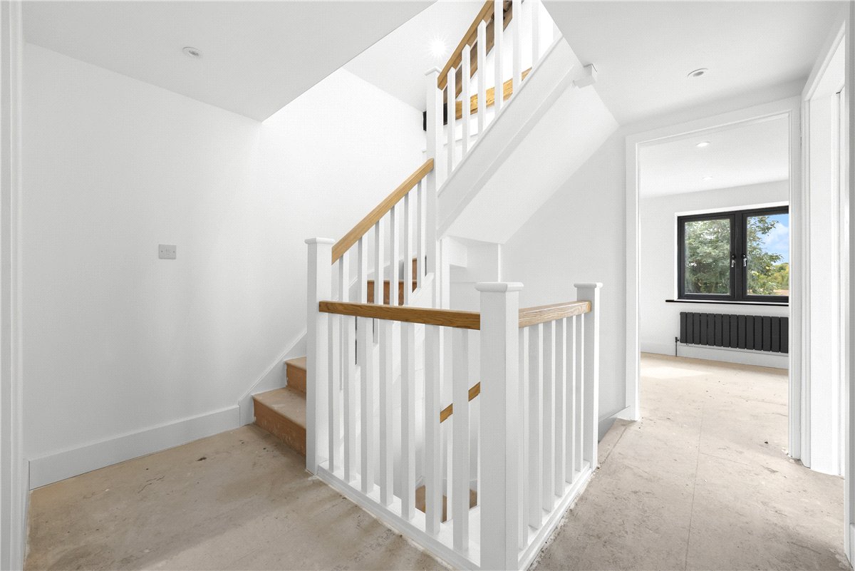4 bedroom Cottage, Camela Lane, Camblesforth, YO8 - Available, Image 13