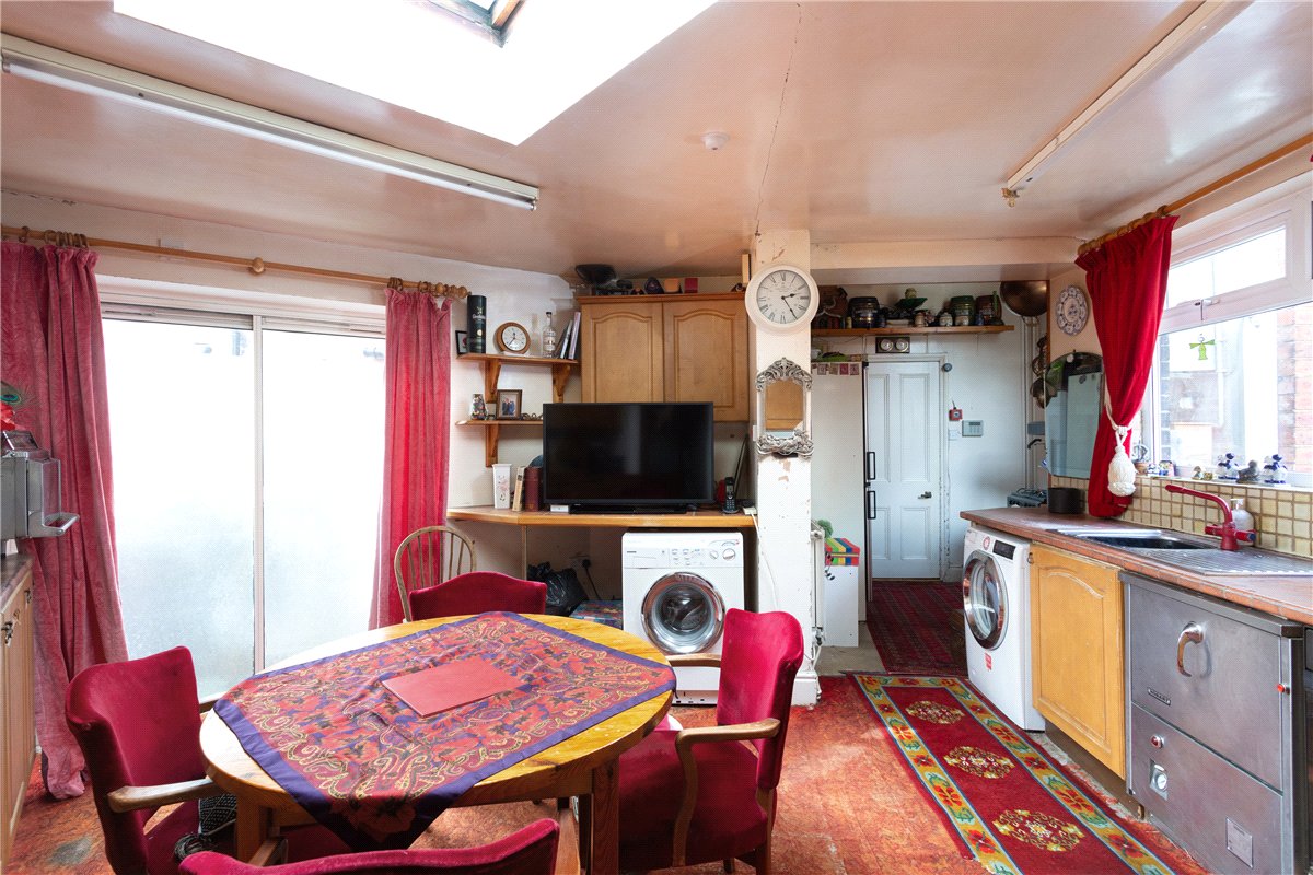 6 bedroom House, Albemarle Road, York, YO23 - Available, Image 3