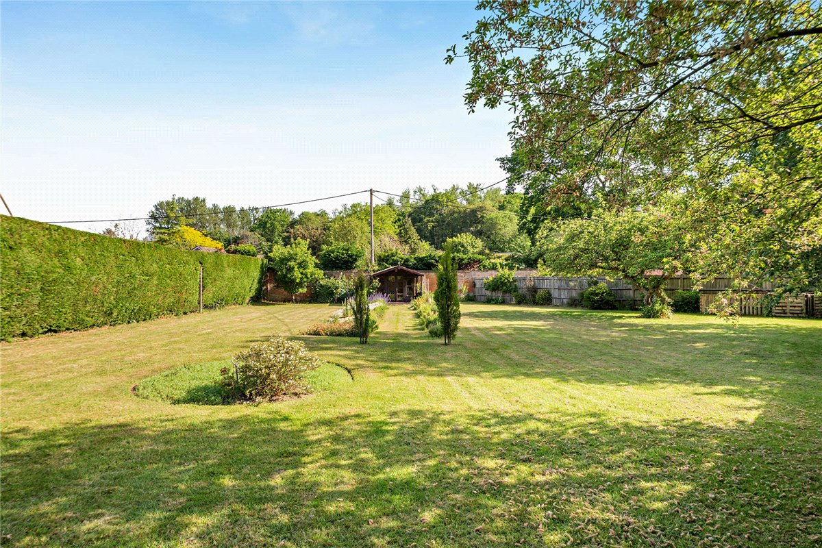 8 bedroom House, Yattendon Road, Hermitage, RG18 - Available, Image 21