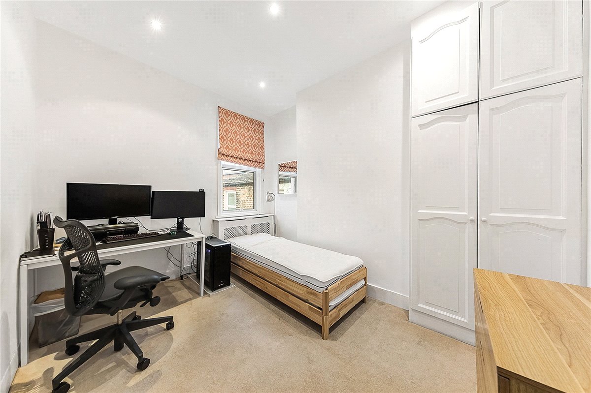 2 bedroom Flat, Munster Road, London, SW6 - , Image 13