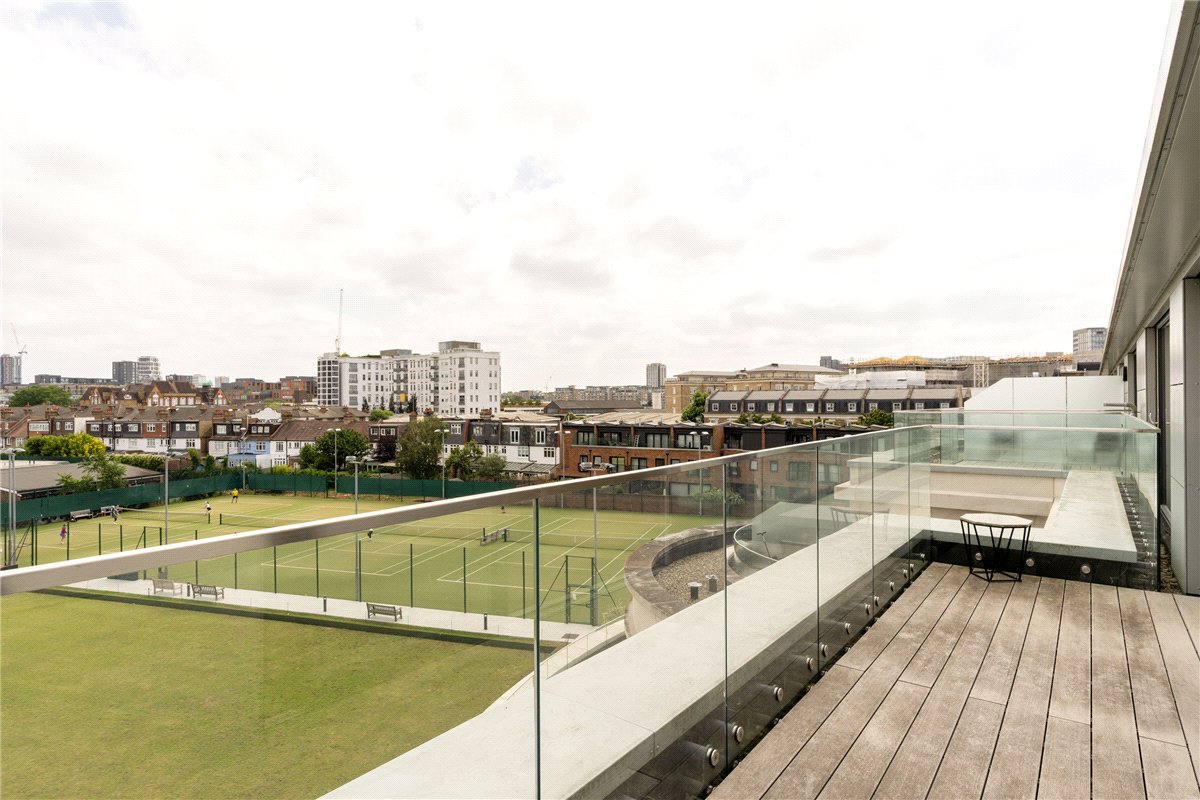 1 bedroom Flat, Broomhouse Lane, London, SW6 - Available, Image 2