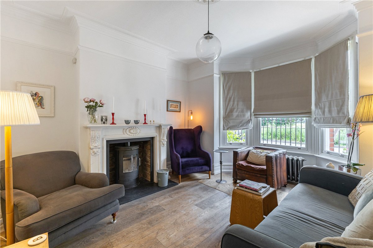 2 bedroom House, Knavesmire Crescent, York, YO23 - Available, Image 1