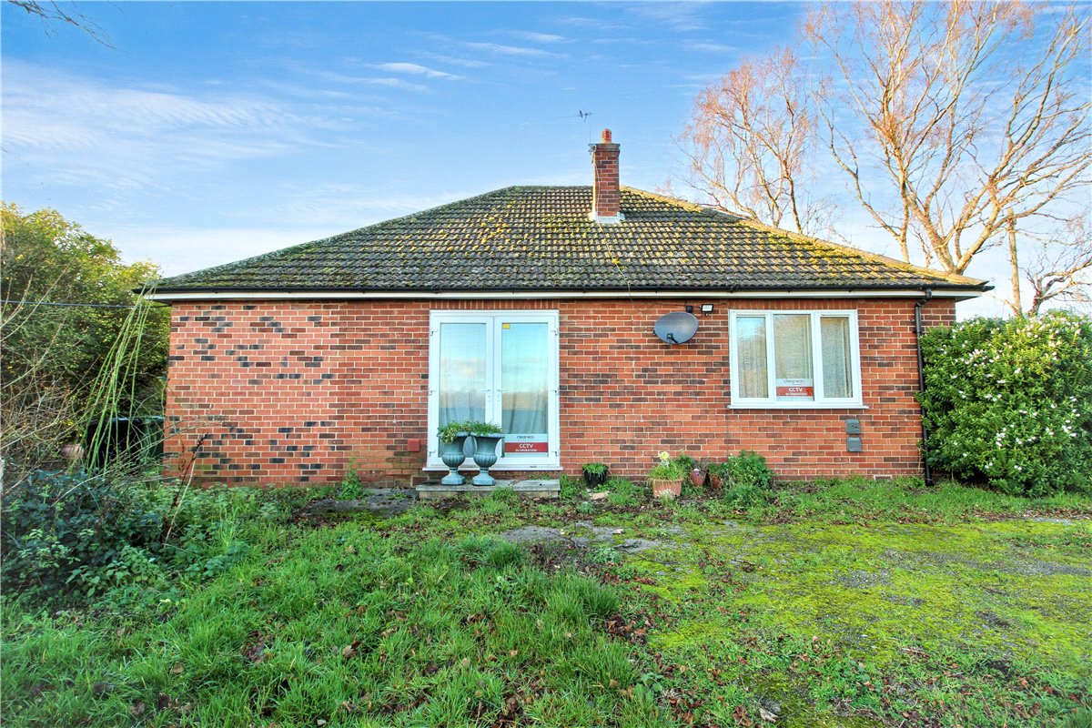 2 bedroom Bungalow, Longthorpe Lane, Thorpe, WF3 - Available, Image 2