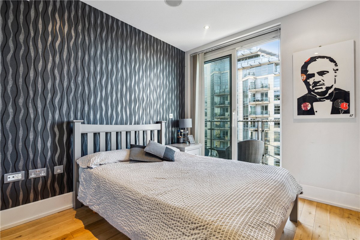 3 bedroom Flat, Commodore House, Battersea Reach, SW18 - Sold, Image 9
