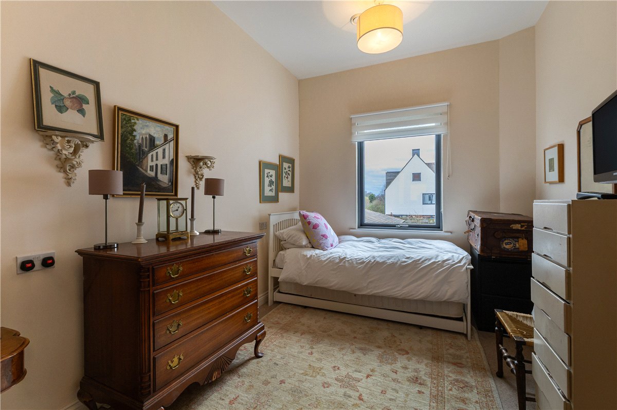3 bedroom House, Derwent Way, York, YO10 - Available, Image 6