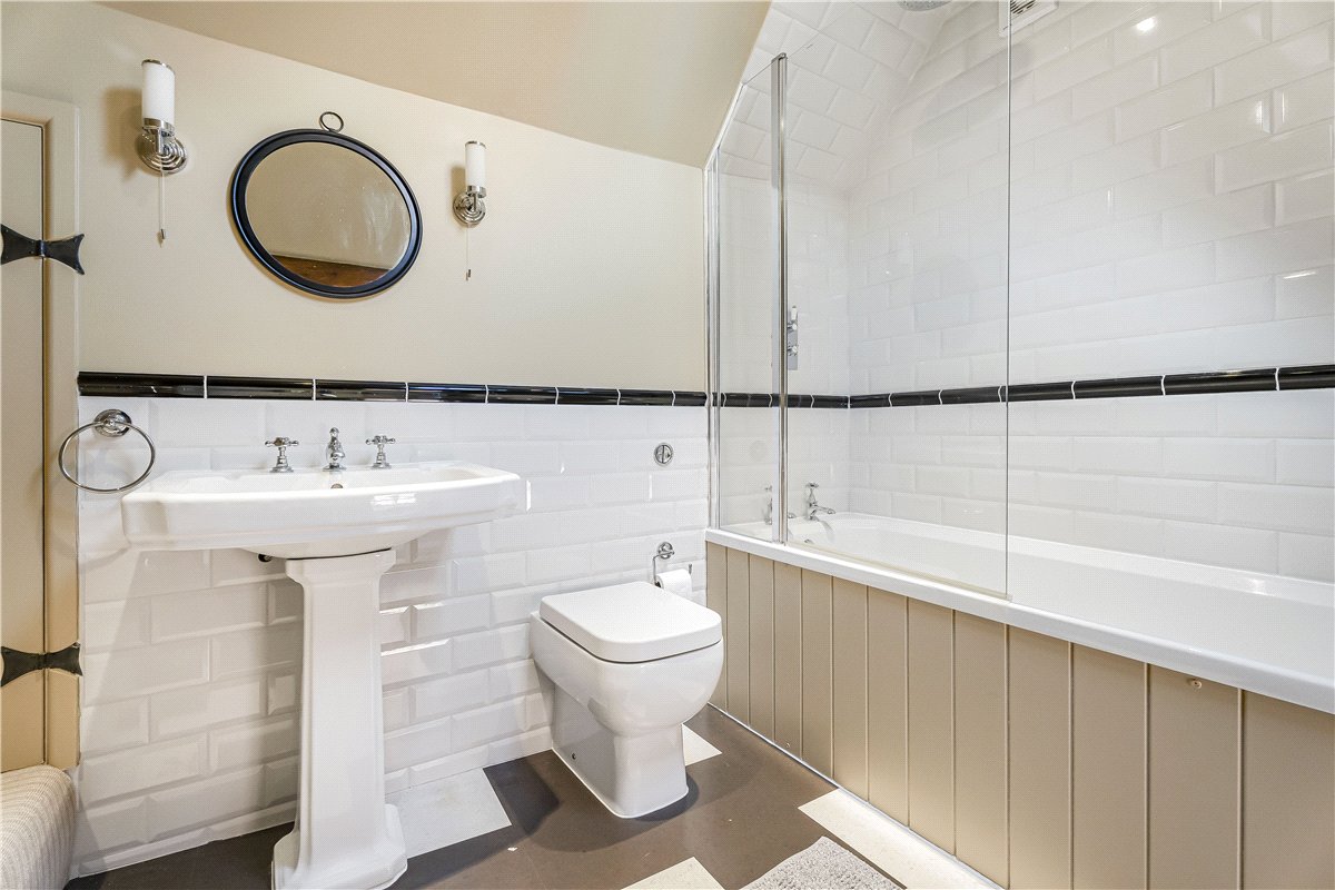 4 bedroom House, Silverless Street, Marlborough, SN8 - Available, Image 43