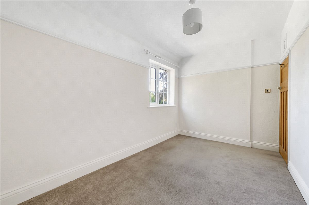 5 bedroom House, Potter Row, Great Missenden, HP16 - Available, Image 15