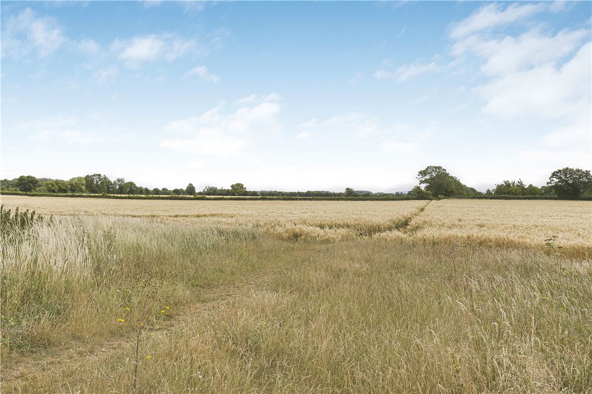 2 bedroom Flat, Shipton Road, Woodstock, OX20 - Let Agreed, Image 7