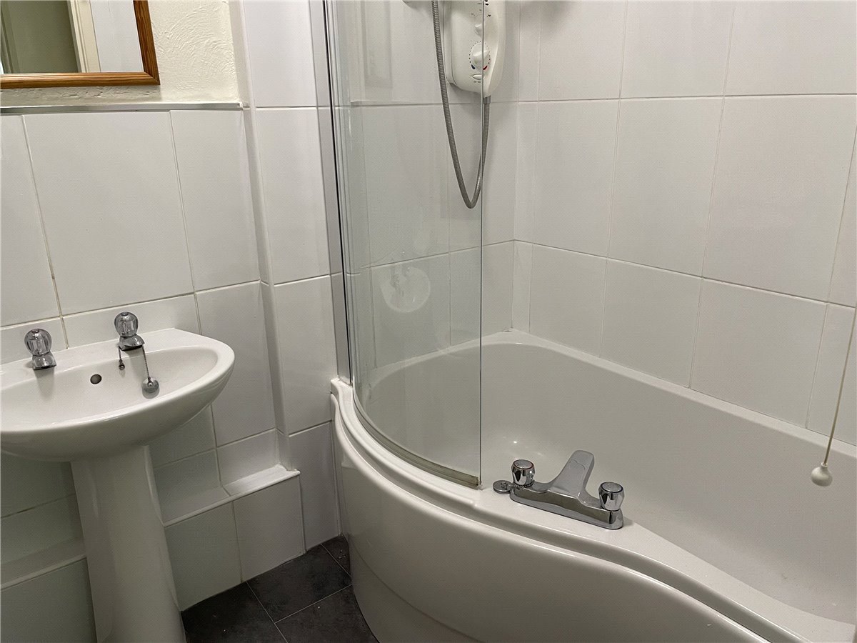 2 bedroom Flat, Ffordd Pennant, Eglwysbach, LL28 - Available, Image 8