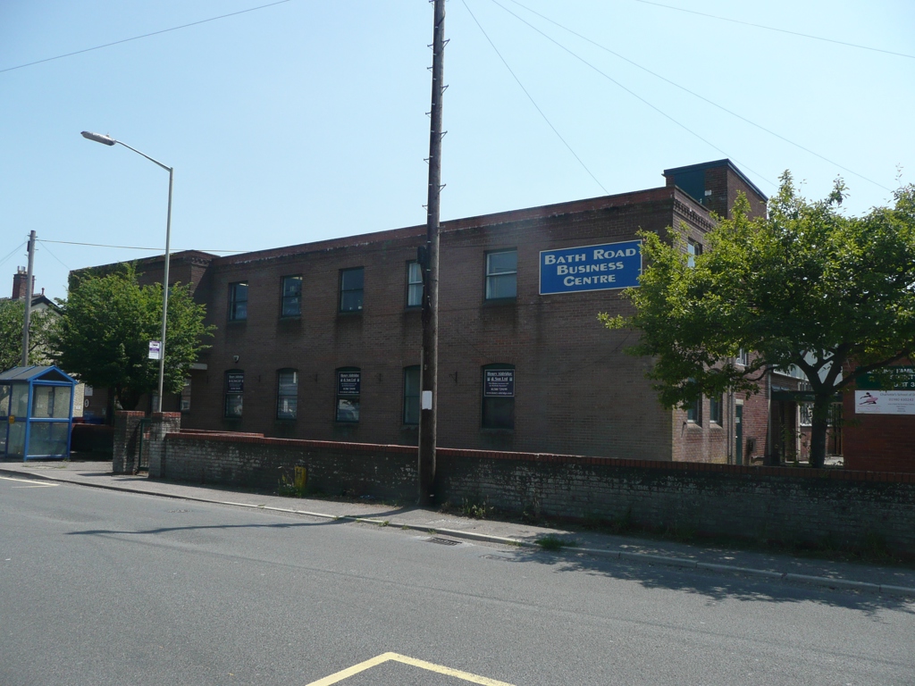 274 to 4647 Sq Ft, Bath Road, Devizes, SN10 - Available