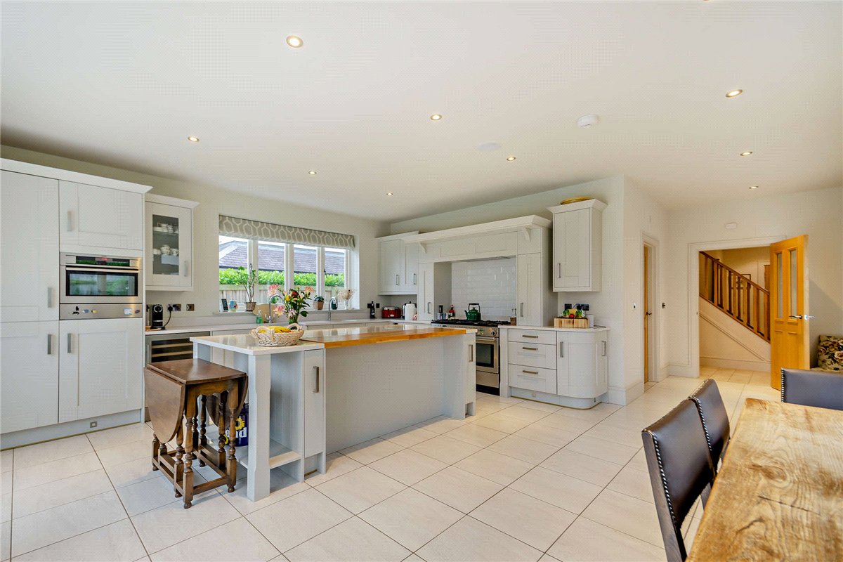 5 bedroom House, Sussex Avenue, Harrogate, HG1 - Available, Image 16