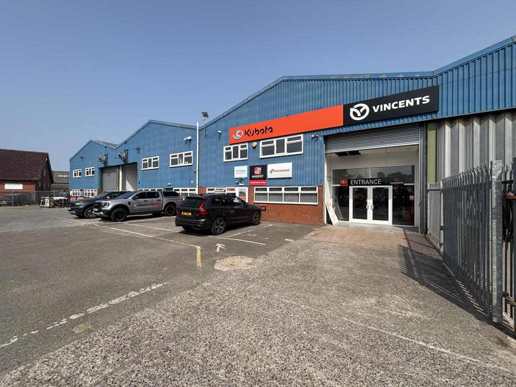 311 Sq M, Poole, Wellington, TA21 - Available