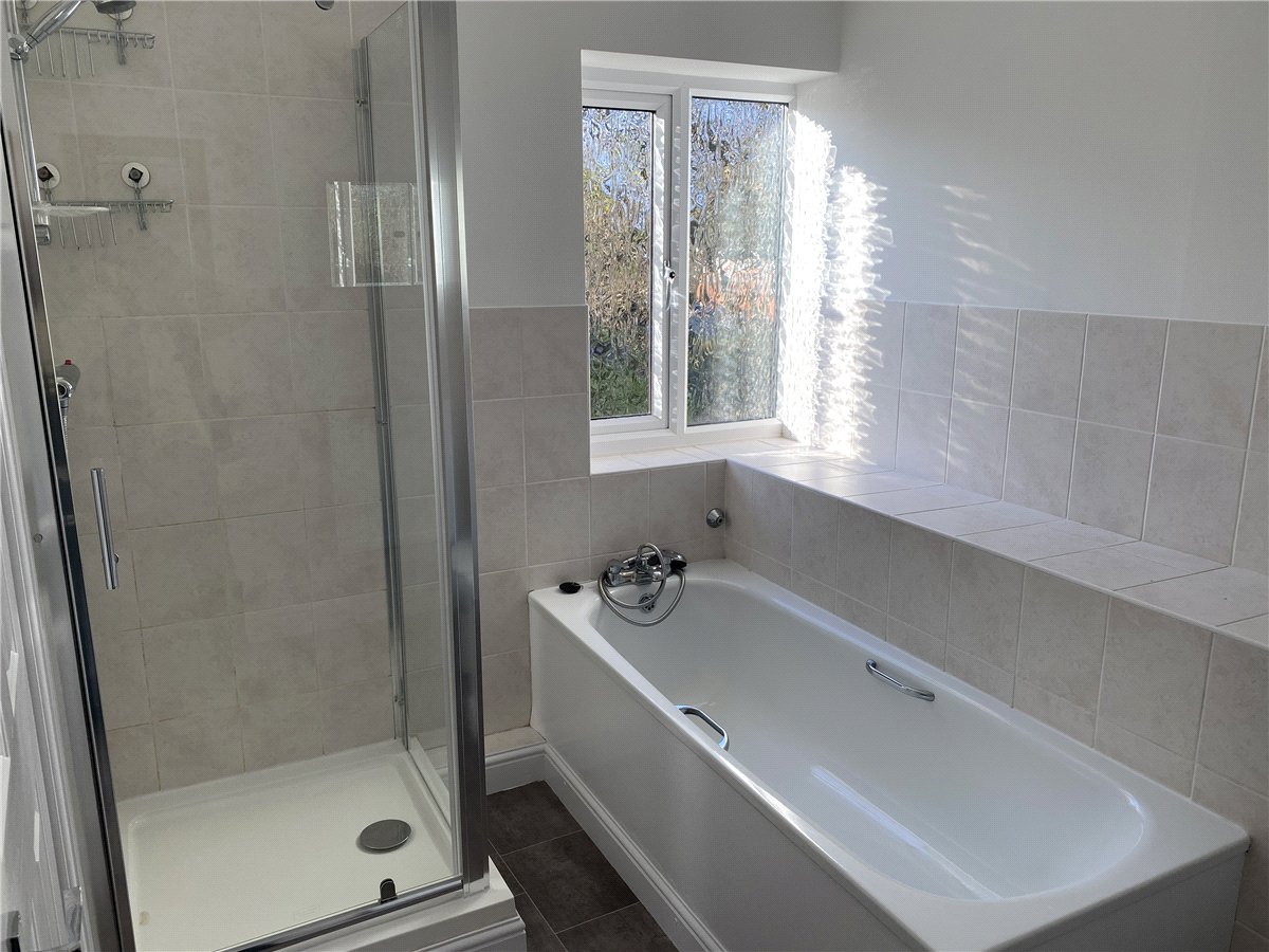 4 bedroom House, Matthews Close, All Cannings, SN10 - Available, Image 15