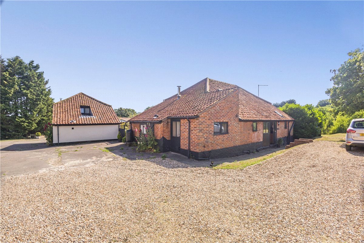   Farm, Cookley, Halesworth, IP19 - Available, Image 1