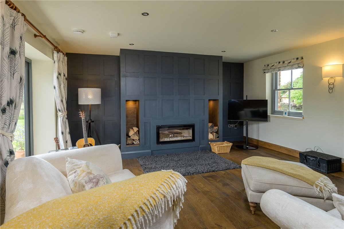 5 bedroom House, Lower Woodrow, Forest, SN12 - Sold, Image 10