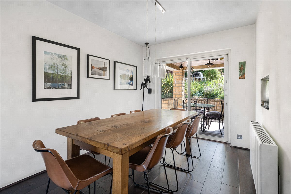 4 bedroom House, Heyford Road, Somerton, OX25 - Available, Image 2