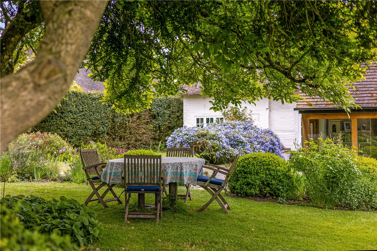 4 bedroom House, Easton Royal, Pewsey, SN9 - Available, Image 3