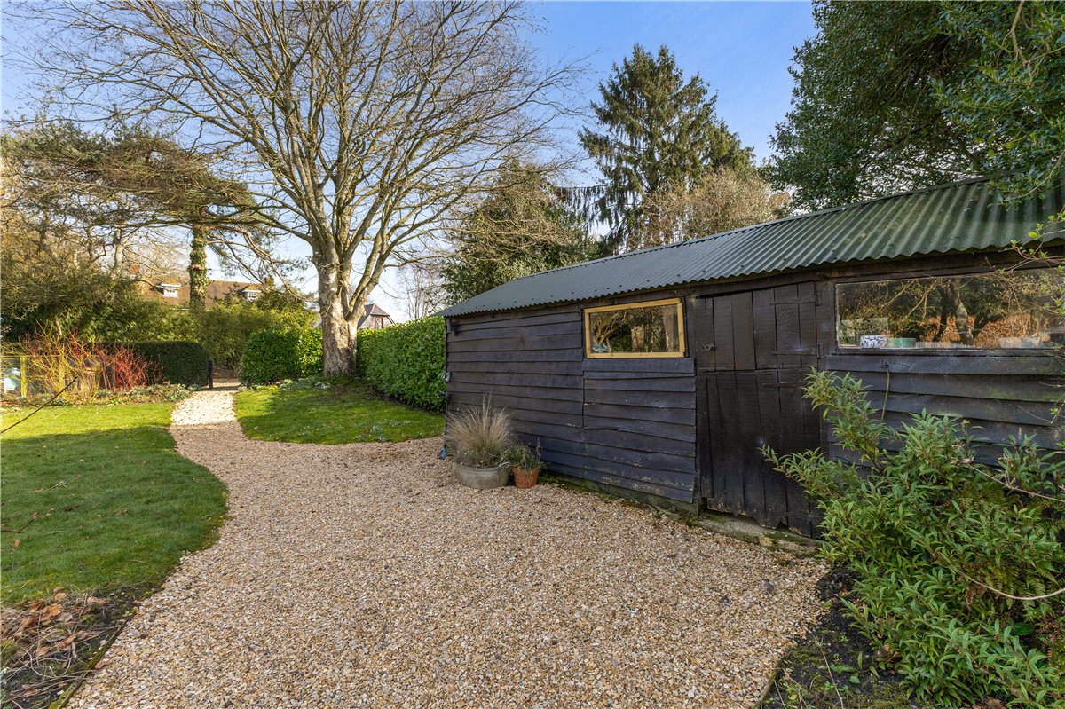 4 bedroom House, Easton Royal, Pewsey, SN9 - Available, Image 3