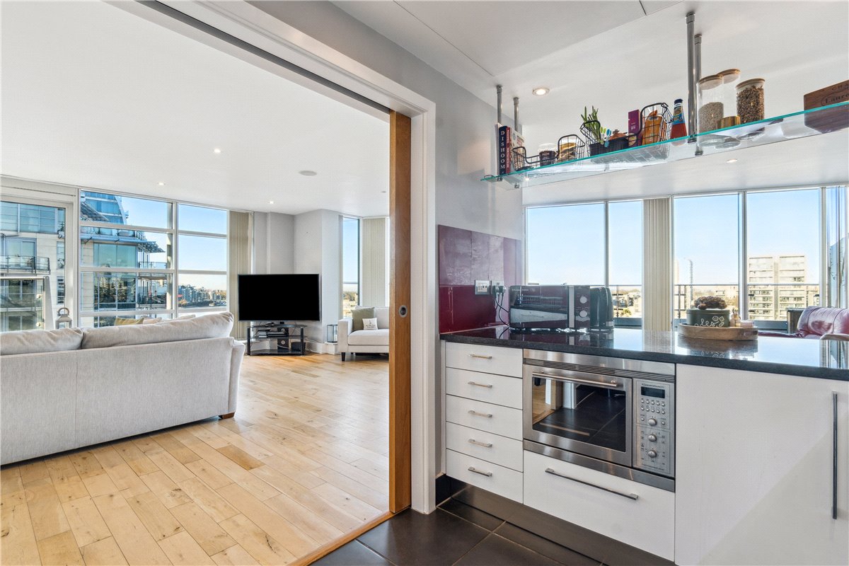 3 bedroom Flat, Commodore House, Battersea Reach, SW18 - Sold, Image 5