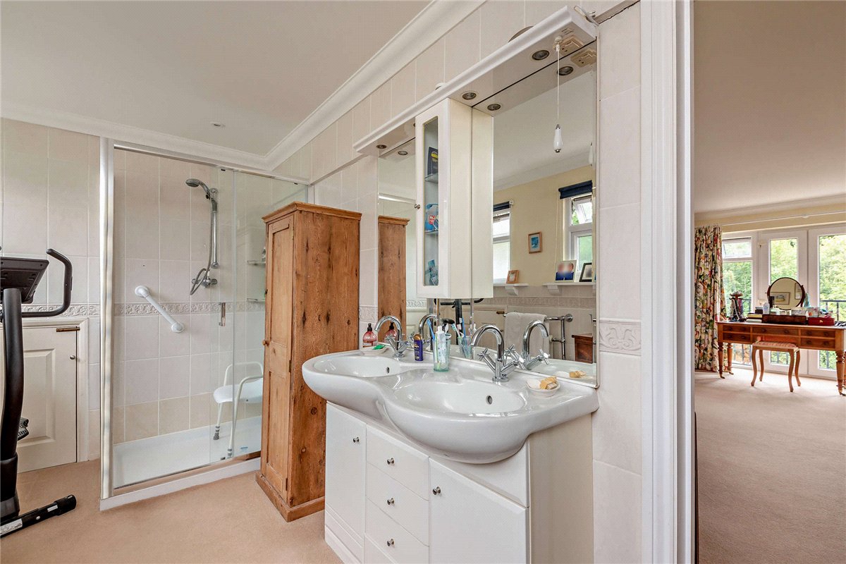 4 bedroom House, Church Street, Kintbury, RG17 - Sold, Image 6