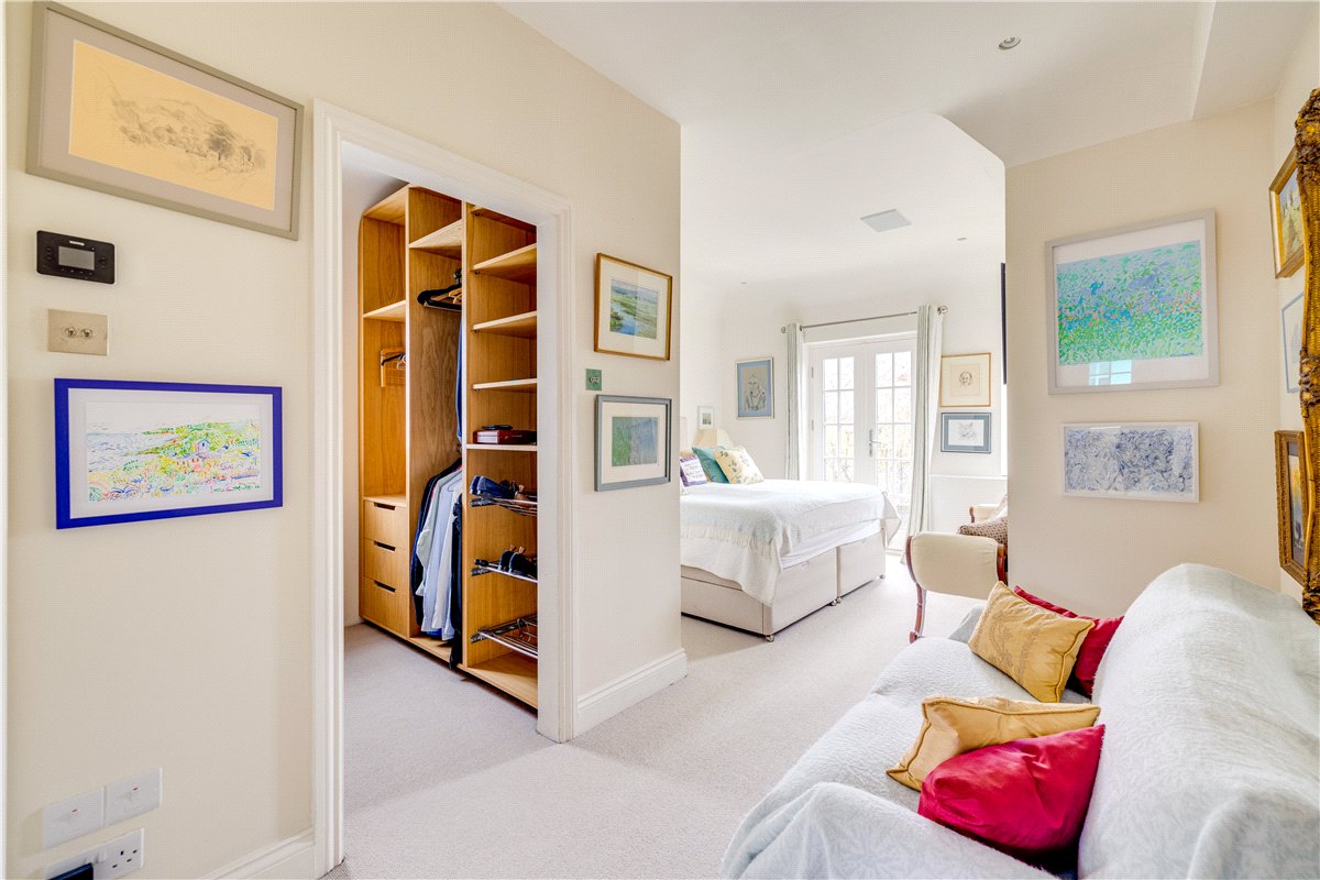 5 bedroom House, Ellerton Road, London, SW18 - Available, Image 12