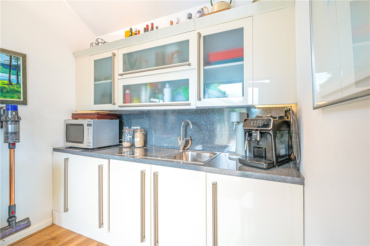 4 bedroom House, Weston-on-the-Green, Bicester, OX25 - Available, Image 11